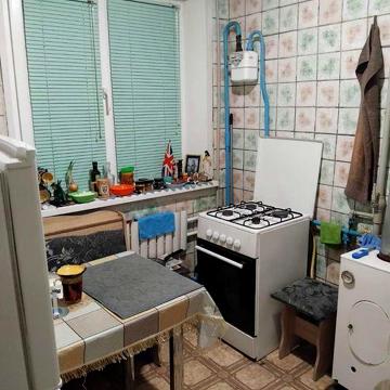 Продам 1 к квартиру в центре Борок