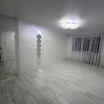 Продам двохкімнатну  квартиру з новим ремонтом. Вул  Ковельська101