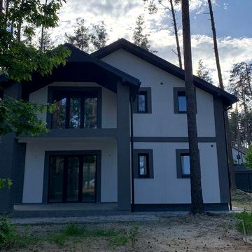 Котедж в сосновому лісі Путрівка