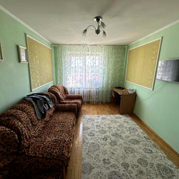 Вагонна вул., 20