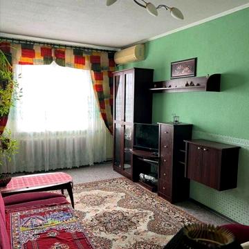 3кв. Пр. Металлургов. 4 район. Автономное отопление. Мебель, техника.