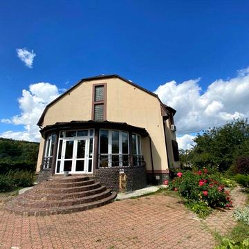 Будинок в Нових Безрадичах