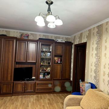 Продаж 2-к. квартири з ремонтом ,меблями  та технікою.