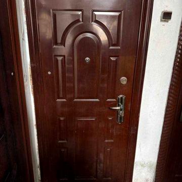 1 комнатная квартира Павлоград. Собственник. Торг