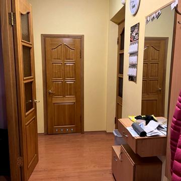 Велика Китаївська вул., 83