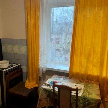 Оренда 1к квартира  1-й поверх високий