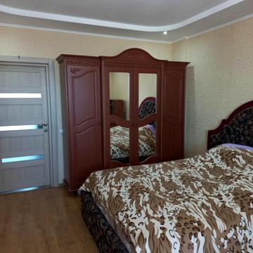 Алішера Навої просп., 69