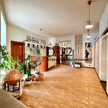 Продаж 4к квартири в центрі Києва, вул. Саксаганського, 58