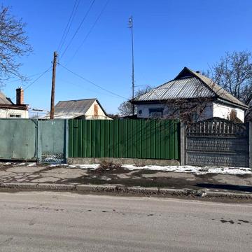 Продам будинок Крюків , вул. Пілотів, район зупинки та ринку