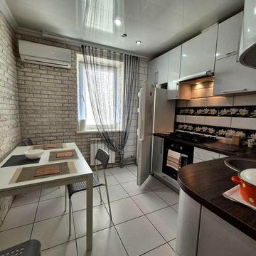 Здам 2-к квартиру, на 11 МКР.