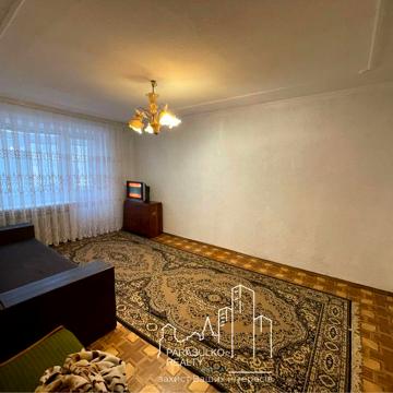 Продам простору 3-х кімнатну квартиру