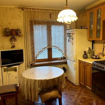 Чаривная ул., 123, Шевченковский, Запоріжжя, Запорізька 32000.0 USD