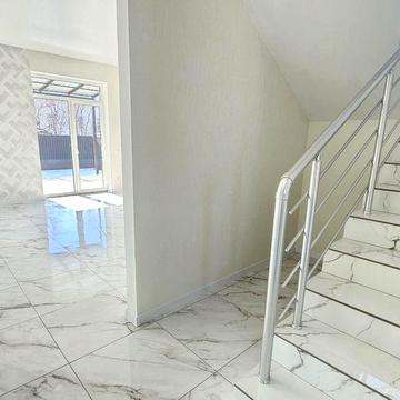 Новий БУДИНОК 120 кв.м.з РЕМОНТОМ + ТЕРАССА НА 5 сотках