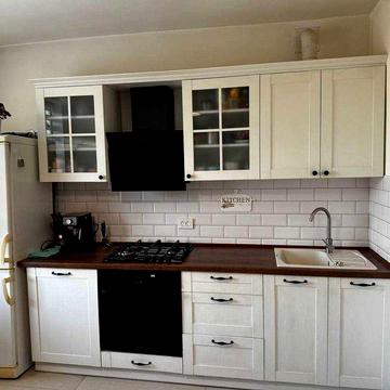 Продаж просторого двоповерхового будинку в районі Електроніка