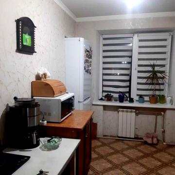 Продается 3-х, комнатная квартира в Обухове, р-н "Автошкола"