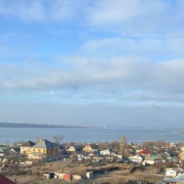 Металургів вул., 8