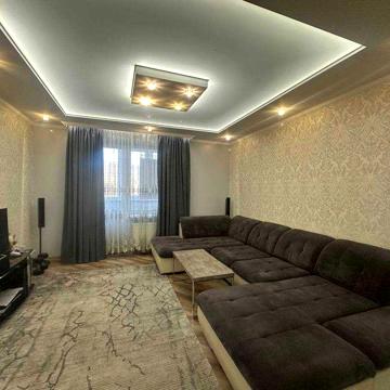 Продаж 3к квартири мікрорайон Озерна