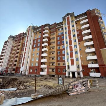 Тролейбусна вул., 4