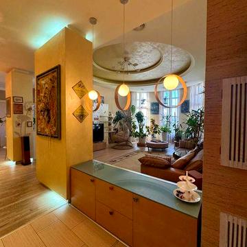 Аренда 4 комнатной на Шелковичной 22