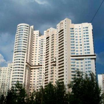 Олександра Мишуги вул., 12