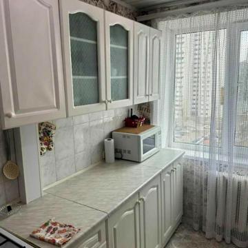 Перемоги вул., 112