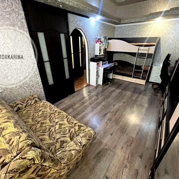 Пр. Миру/Театральна продаж 1к квартири 5 поверх з 5