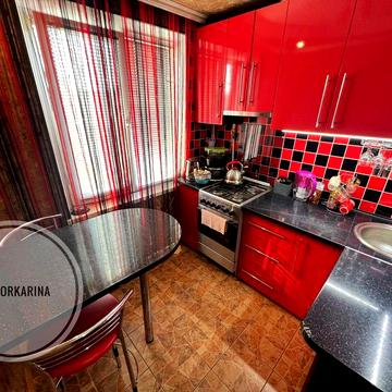 Пр. Миру/Театральна продаж 1к квартири 5 поверх з 5
