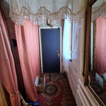 Продам 2-х кімнатну квартиру з індивідуальним опаленням, р-н військово