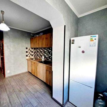 Продаж просторої 4к квартири, А. Ахматової, 13-Б, ст м Позняки