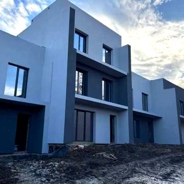 Продаж котедж 100 м² вул. Панькова, КМ "Дубовий Гай", с. Липники