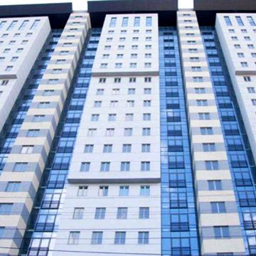 Продам квартиру с балконом, новострой  ЖК Кировский. Центр, пр. Поля ЖК Кировский