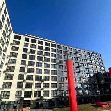 Академіка Ігоря Юхновського вул., 27