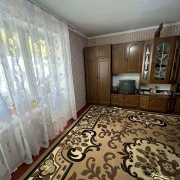 ПРОДАЄТЬСЯ затишна 1-но кімнатна квартира в мальовничому місці