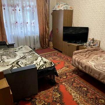 Львівське шосе, 8