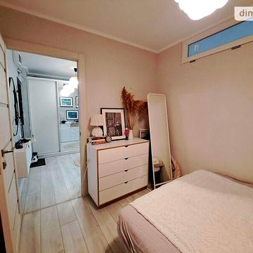 Продаж 2к Квартира Холодногірська вулиця