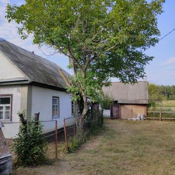 Продам заміський будинок