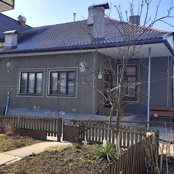 Старе місто квартира двокімнатна будинок дом будівля частина будинку