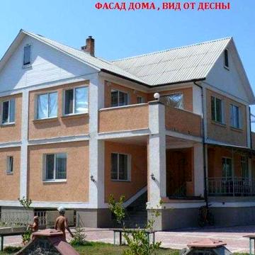 Здаю 2-3- к.кв. з опаленням  в котеджі на р. Десна з усіма зручностями