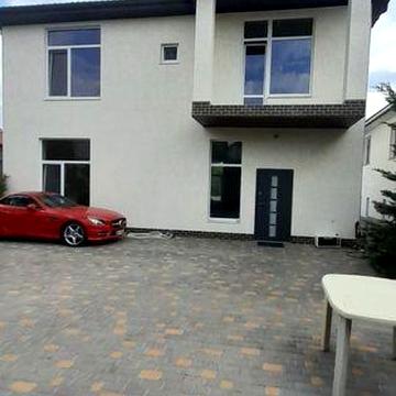 Приватний будинок