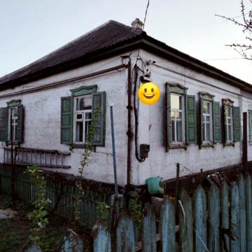 Дом в районе профессионального лицея √26 низ Чапаева
