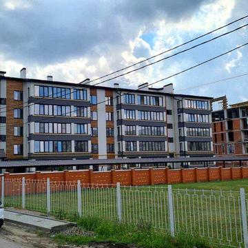Продам свою 2 комн.квартиру 77 м2 в Новострое м.Студенч.