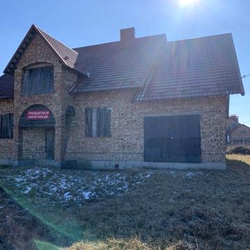Будинок, ділянка 10соток