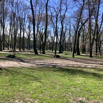 Продам однокімнатну квартиру в центрі міста.