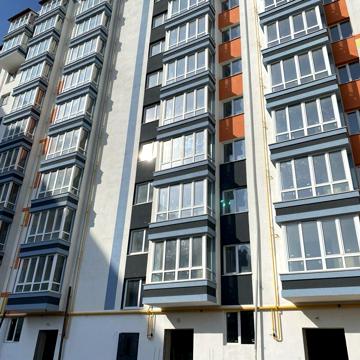 Гайдамацька вул. (Марфи Струтинської), 13Б