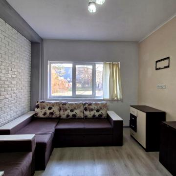 Миколи Боровського вул., 37Т