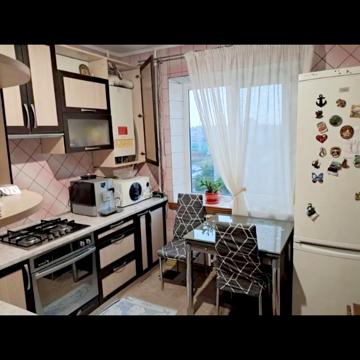 Михайла Лушпи просп., 35