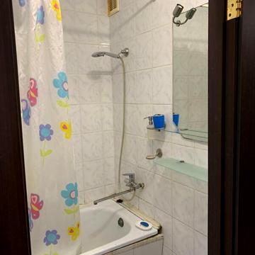Продаж 3к Квартира Космонавтів вулиця