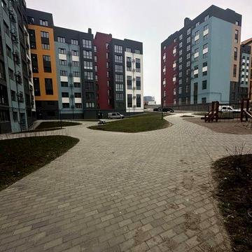 " 1-кімнатна квартира площею 45 м ² з великою кухнею 15,8 м ² ЖК на Щасливому
