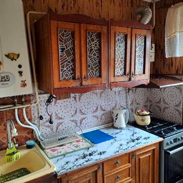 Продаж двох кімнатной в центрі міста.