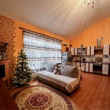У продажу будинок з сонячними панелями. Гребний канал ( Сухий Лиман)